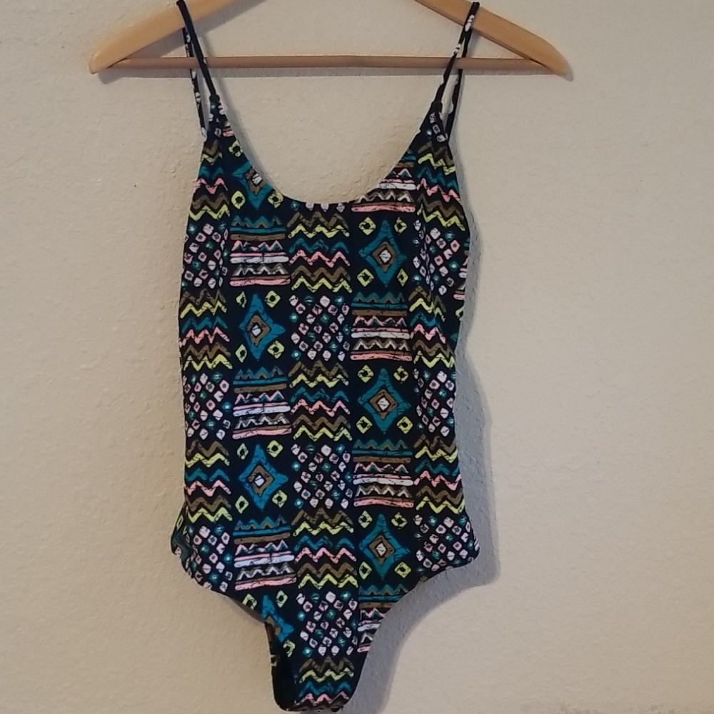 Volcom swimsuit‎ med